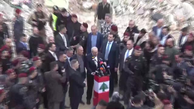 رئيس الحكومة اللبنانية نواف سلام يؤكد من عيتا الشعب على أهمية الإعمار ودعم الأسرى والزراعة